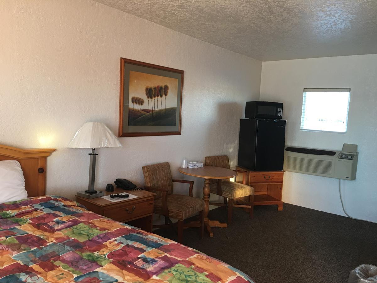 Circle S Lodge Gering Экстерьер фото