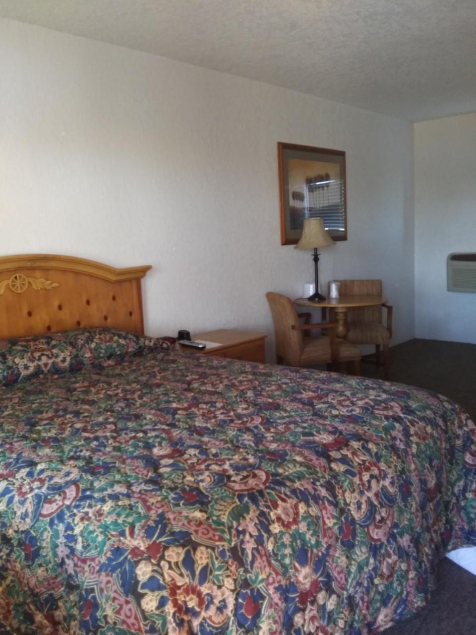 Circle S Lodge Gering Экстерьер фото